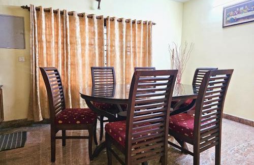Vypin House | Cherai Vacation Home