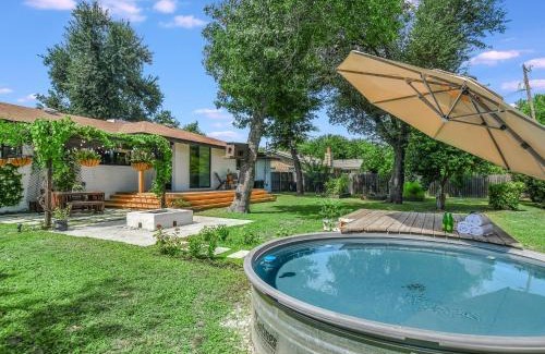 Round Rock House | Cherilliam Estate