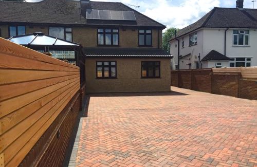 Dunstable House | Cherish End Guest House