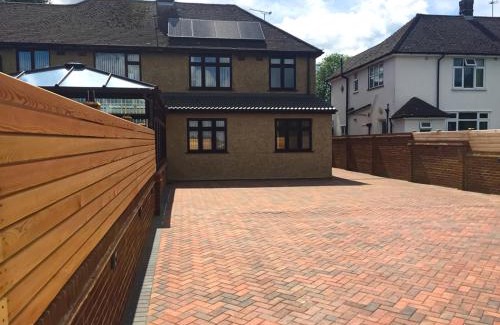 Dunstable House | Cherish End Guest House