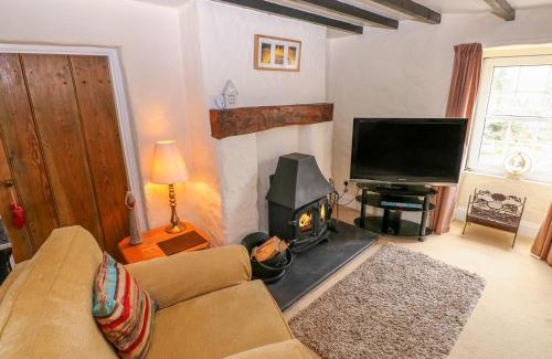 Milton House | Cheriton Villa