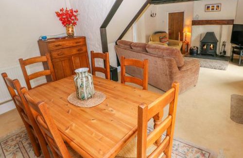 Milton House | Cheriton Villa