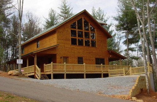 Epworth House | Cherokee Dream Mountain Lodge