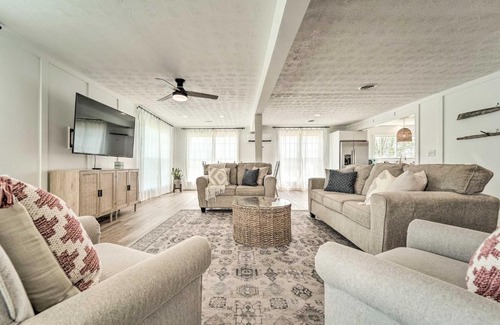 Mooresburg House | Cherokee Lake Home with Private Dock and Patio!