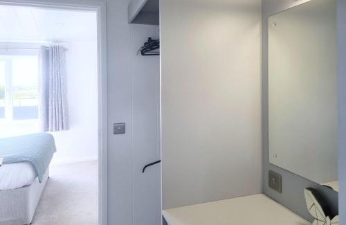 Fitling House | Cherry Blossom 40