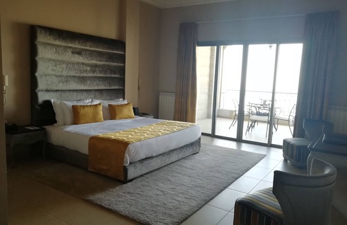 Qraiye Hotel | Cherry Blossom Boutique Hotel