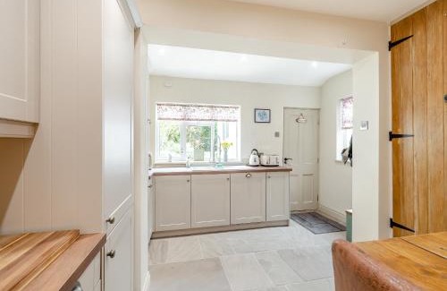 Cherry Burton House | Cherry Blossom Cottage