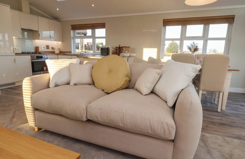 Briggswath Cottage | Cherry Blossom Lodge