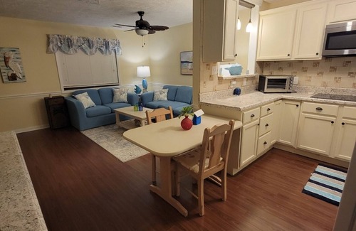North Myrtle Beach House | Cherry Grove 2 bedroom townhouse directly across the street from ocean
