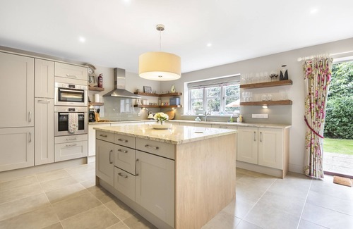 Thornham Cottage | Cherry House - sleeps 8 guests in 4 bedrooms