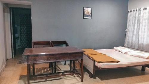 Kolhapur House | Cherry on the top Homestay With AC bedroom