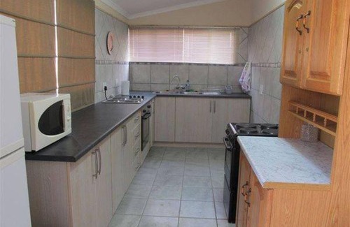 Potchefstroom Apartment | Cherry on Top Central for GROUPS