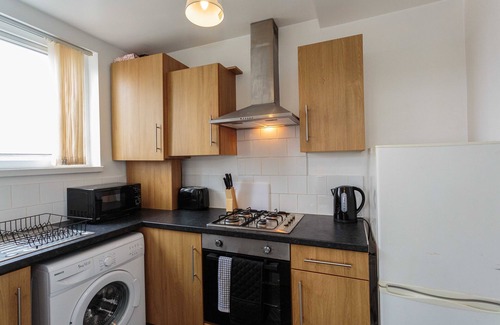 South Shore Apartment | Cherry Property - Mango Suite