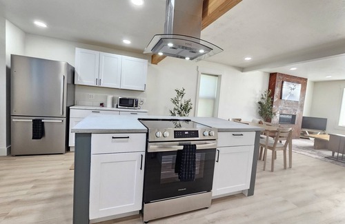 Anaconda House | Cherry St Charmer – Fully Renovated & Furnished!