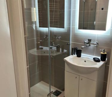Wolsztyn Apartment | Cherry Street Apartment