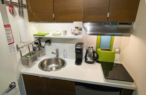 Cherry Hill Apartment | CherryHill Downtown - Techie Modern STUDIO Super Clean! A/C & EV L2