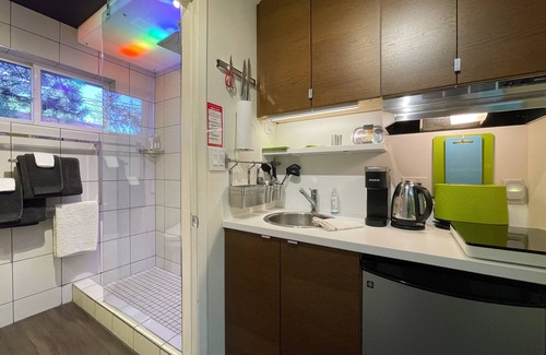 Cherry Hill Apartment | CherryHill Downtown - Techie Modern STUDIO Super Clean! A/C & EV L2