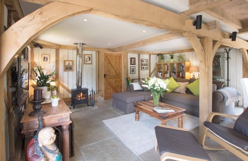 Upper Dicker House | Cherrystone Barn is a bespoke oak framed barn in Sussex sleeping 2 guests