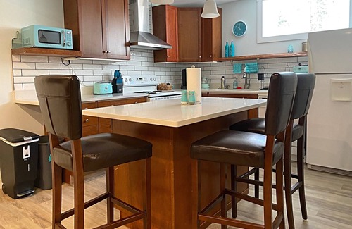Cherryville Apartment | Cherryville BnB A Cozy One Bedroom Basement Suite Nestled in the Mountains.