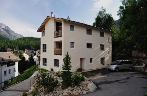 Celerina-Schlarigna Apartment | Chesa Guardamunt