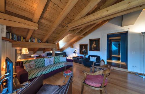 Celerina-Schlarigna Apartment | Chesa Piz Padella - Celerina