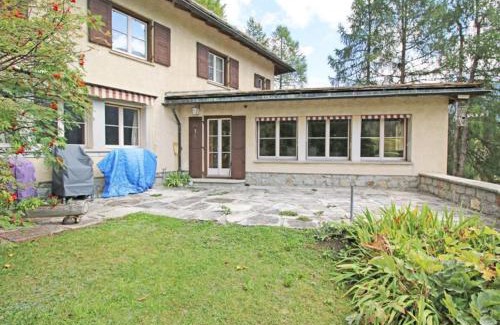 Madulain Apartment | Chesa Sonnenuhr