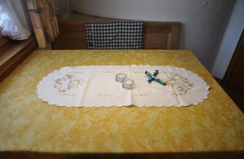 La Punt-Chamues-ch Apartment | Chesa Viletta