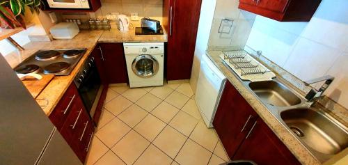 Margate Apartment | Chesapeake Bay 2 - 6 Sleeper - Amazing Sea Views!