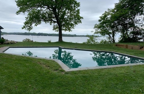 Magnolia House | Chesapeake Bay Estate; House and Guesthouse, Beach and Heated Pool