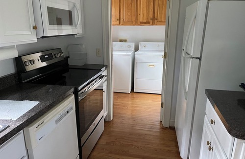 Chestertown Cottage | Chesapeake Eastern Shore, Chestertown MD, waterfront with shared pool and dock.
