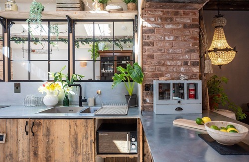 Nantwich Apartment | Cheshire Boutique Bathhouse - Interior Designed Georgian Townhouse
