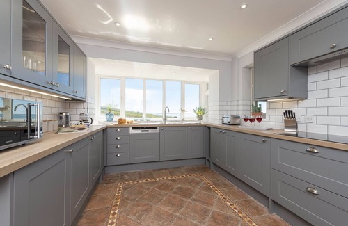 Littlebredy Apartment | Chesil Watch - sleeps 10 people