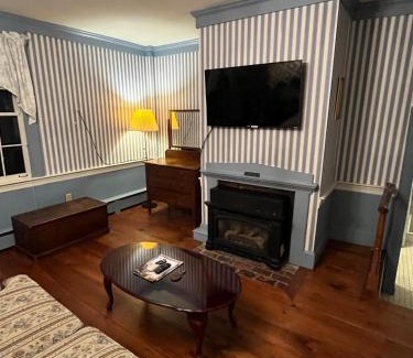 Chester Depot Hotel | Chester Inn