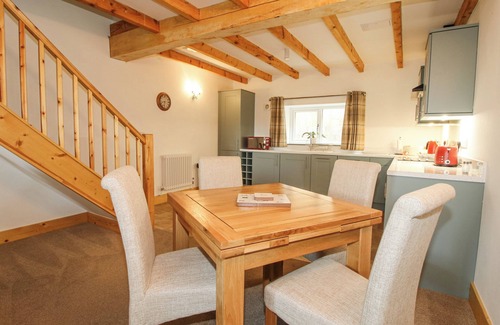 Overton-on-dee Cottage | CHESTER, pet friendly, character holiday cottage in Ellesmere