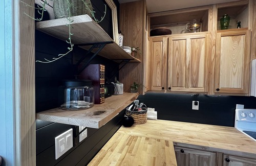 Norway House | Chestnut Charmer 3-Bedroom Experience