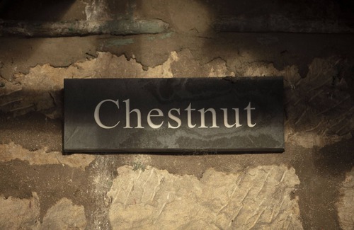 Gorebridge Cottage | Chestnut Cottage - a charming traditional stone cottage with 2 bedrooms on Arniston Estate