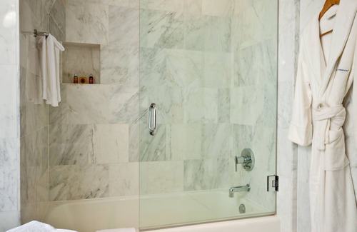 Chestnut Hill Hotel | Chestnut Hill Hotel