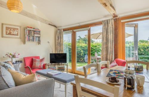 East Dean and Friston House | Chestnut Lodge