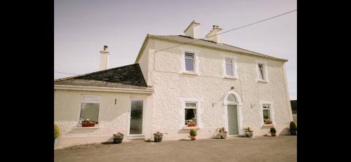 Oldcastle Apartment | ChestNut View Oldcastle 1 bedroom self-catering