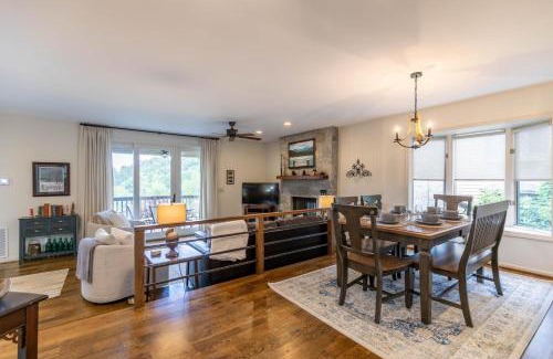 Blowing Rock House | Chetola: Camelia 2