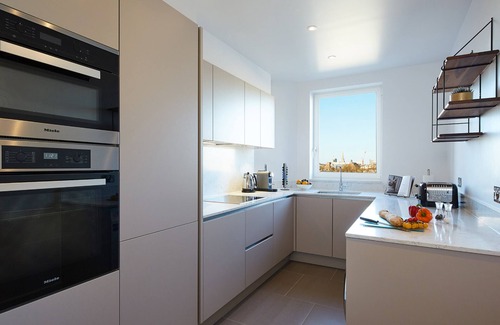 Courtfield Apartment | Cheval Gloucester Park at Kensington