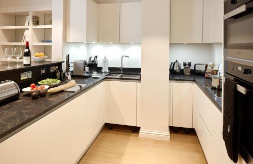 Queen's Gate Apartment | Cheval Hyde Park Gate