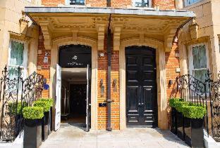 Belgravia Apartment | Cheval Phoenix House at Sloane Square