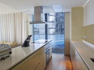 Tower Hill Apartment | Cheval Three Quays at The Tower of London
