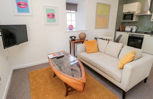 Ford Cottage | CHEVIOT VIEW, pet friendly, with a garden in Cornhill-On-Tweed