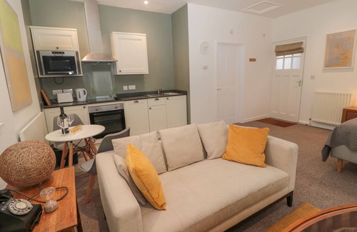 Ford Cottage | CHEVIOT VIEW, pet friendly, with a garden in Cornhill-On-Tweed