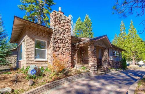 Round Hill Village House | Cheyenne Chalet home