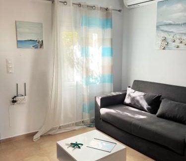 Tavronitis House | Chez Angelika