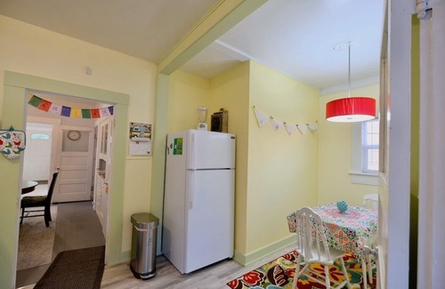 Dunsmuir House | Chez Belinda
