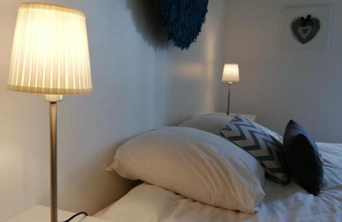 Vielle-Saint-Girons House | Chez Céline Sous les Pins, de 1 à 8 personnes, Piscine, Océan, Lac, Vélos